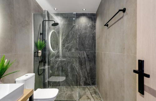 Villa Angelo, Traditional Cretan Stone Villa with Pool & Countryside Views - Foto 26