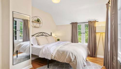 The Knocking Bird- Mins to CLE Clinic - Foto 2