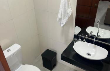 Sobrado confortavel e central - Foto 17