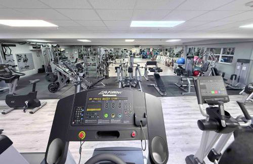 Walk to Beach! Key West Paradise with Ocean View - Foto 33