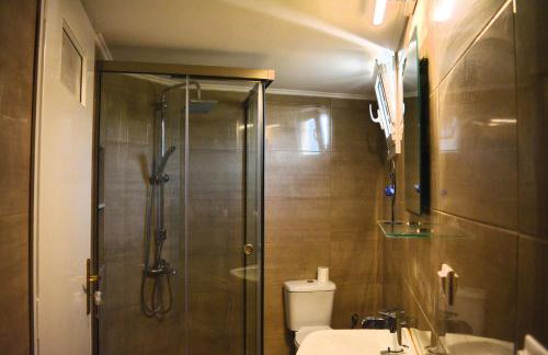 Tarmaros - Families & Groups - Photo 9