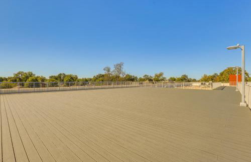 Walk to UA Campus Apt with Secure Parking! - Foto 24