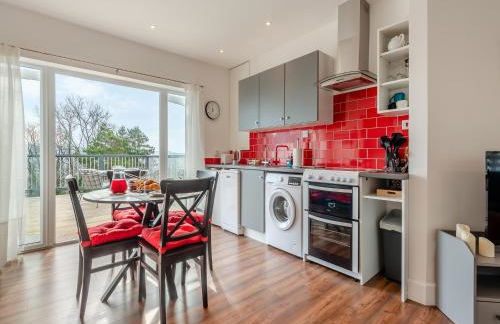 The Laurels - Photo 8