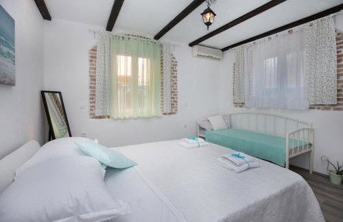 Apartment Barka - Photo 9