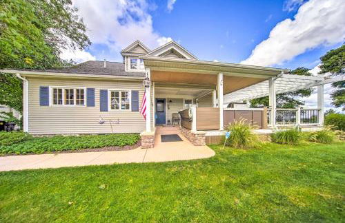 Private Waterfront Lake Erie Home with BBQ Patio - Photo 40