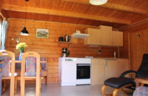 Haus Seerobbe-Blockhaus im Garten - Foto 8