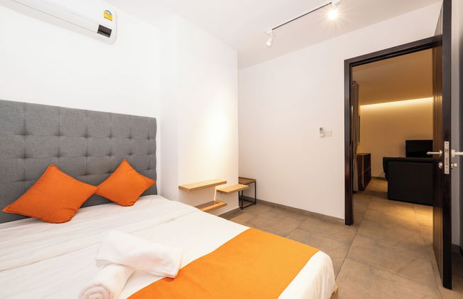 Urban Village Condo by Soben Homes - Foto 9