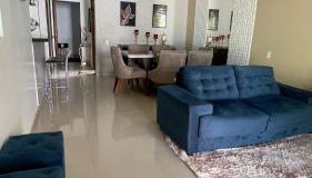 Casa Grande com 2 quartos e 3 camas com AR CONDICIONADO nos dois quartos - Foto 3