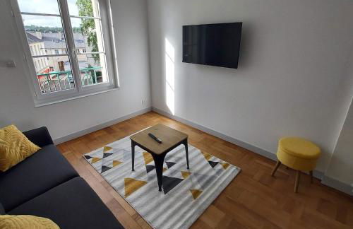 Superbe appartement F2 refait à neuf plein centre - Foto 12