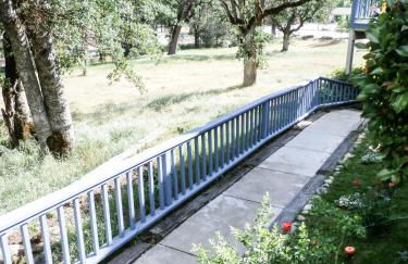 Charming Downstairs Unit - Foto 34