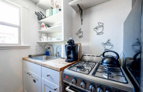 Spring Serenity Chic 1BR Apt Walk to UofA - Foto 31