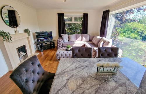 Free Parking Home In Gatley by City SuperHost - Photo 21