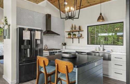 Luxury Hot-Tub WiFi - A Red River Barnhouse - Foto 13