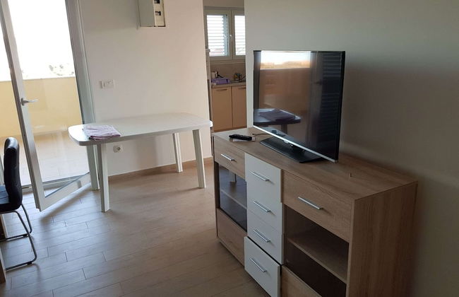 Contemporary Apartment in Neviđane near Sea - Foto 9