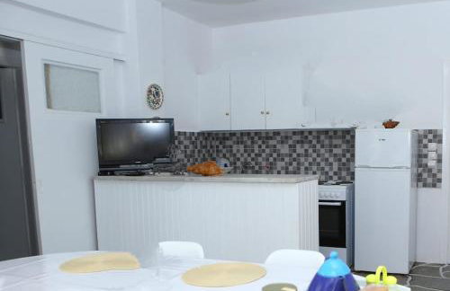 White Villa in Olive trees and Seaview to Panagia - Foto 9