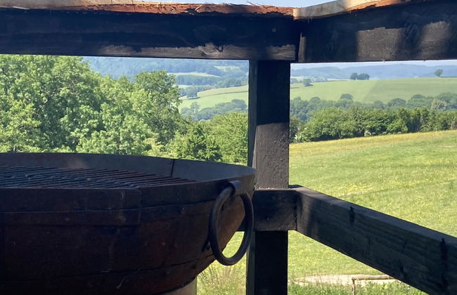 Outstandingly Situated Cosy Shepherds Hut - Photo 22