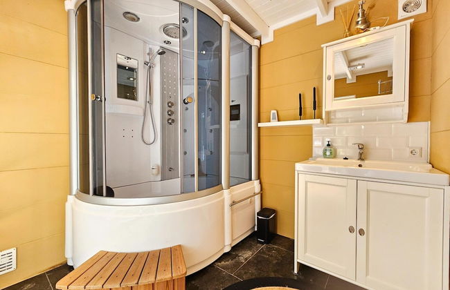 Chalet Kieftveen With hot tub for Four Person - Foto 23