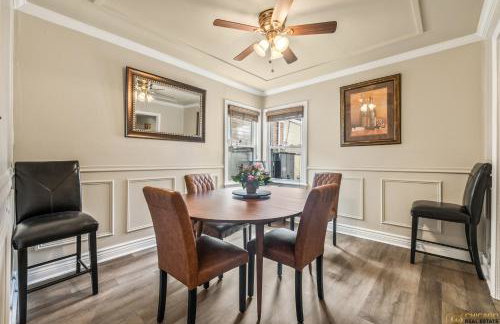 Cozy Evanston Villa with cinema and massage sofa - Foto 9