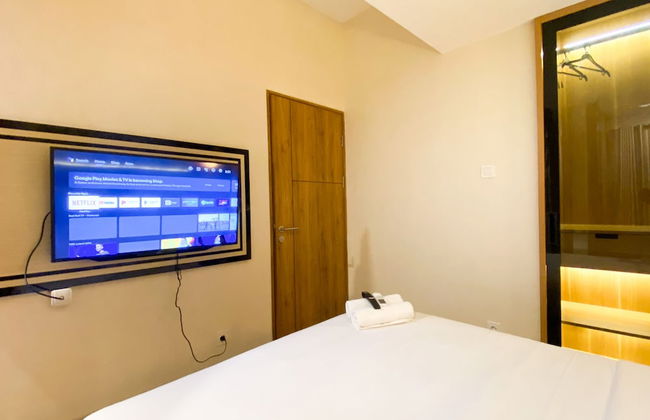 Comfy and Modern Look 1BR LRT City Jatibening Apartment - Foto 2