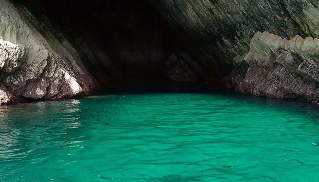 Cueva en el Cabo Espichel