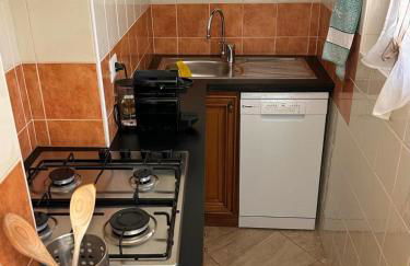 TRA MONTI E LAGO - Foto 10