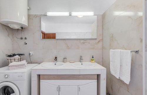 Apartment Renata + PRIVATE swimming pool in SPLIT - Foto 21