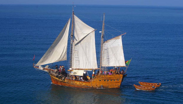 Navegando com o barco pirata