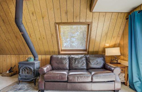Slope Summit Rustic A-Frame Cabin w Scenic Views - Photo 10