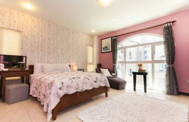 White Cotton Candy B&B - Photo 28