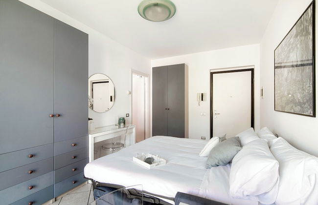 Tiny Blue - Photo 12