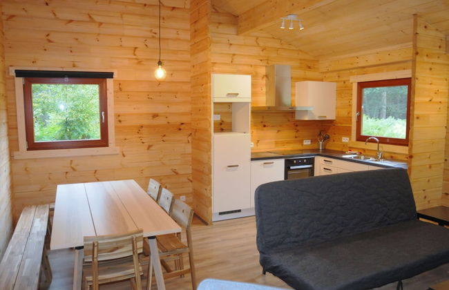 Modern, Wooden Chalet With Wood Burning Stove, in the Forest - Foto 21