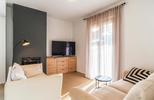 Villa Gagra - Villa by the Sea with a Private Pool - Foto 8