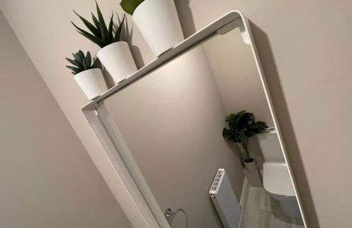 New Stylish House - Sleeps 7 - Free Parking - Contractors Welcome - Wifi - Foto 15