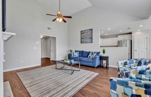 Charming Spacious 3BR Spring Hill Home! - Photo 17