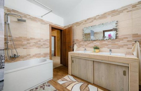 4 Bedroom Gorgeous Home In Nova Vas - Foto 38