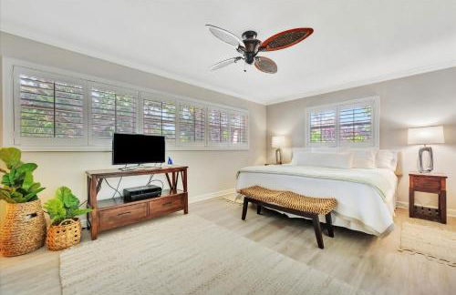 Siesta Key Beach Waterfront Home with Kayaks and Bikes - Foto 28