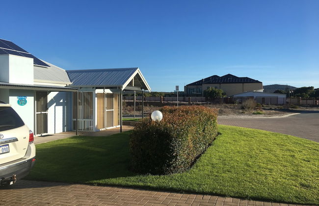 Golf and Beach Retreat - Photo 20