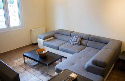Ariadnis Spacious 3Bd home, 10 mins to Airport, Port, Beach - Foto 8