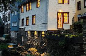 Monschau-Auszeit: Historisch wohnen direkt am Bach - Foto 3