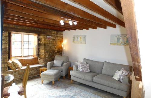 Staddlestones Cottage - Photo 8