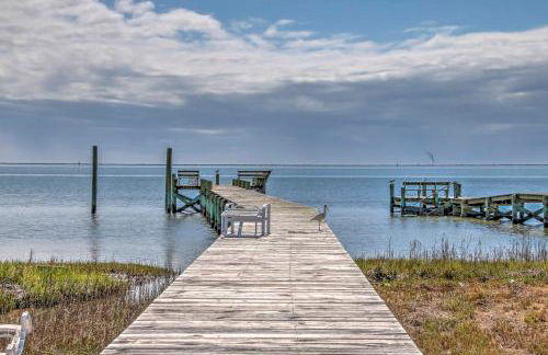 Spacious Outer Banks House with Private Dock! - Foto 1