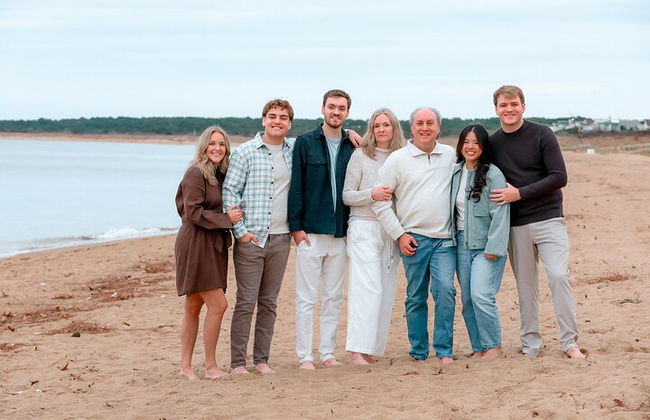 Private Vacation Photoshoot with Photographer in Tybee Island - Photo 15