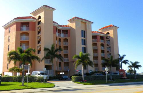 Surf Beach Treasure Island Resort - Photo 22