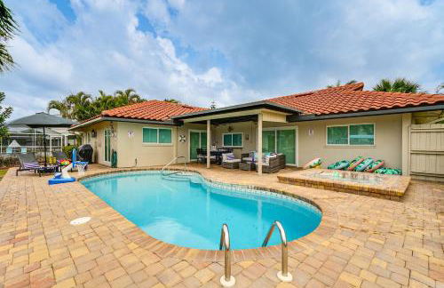 Waterfront Fort Myers Home Private Pool and Dock - Foto 31