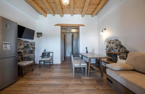 Nomas Home Skaloti with Private Pool - Foto 8