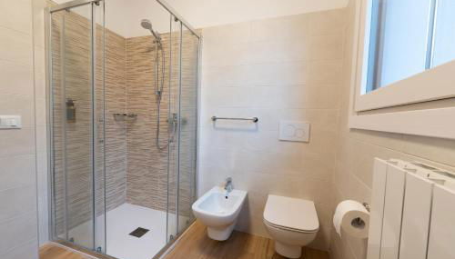 Bratto Relax Apartments - Photo 4, Shower