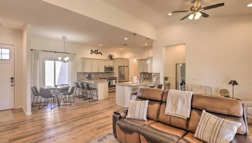 Bright Home with Yard, 4 Mi to Colorado River! - Foto 4