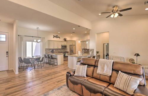 Bright Home with Yard, 4 Mi to Colorado River! - Foto 4
