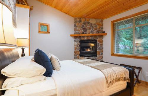 Snowline Hillside Chalet - Foto 28