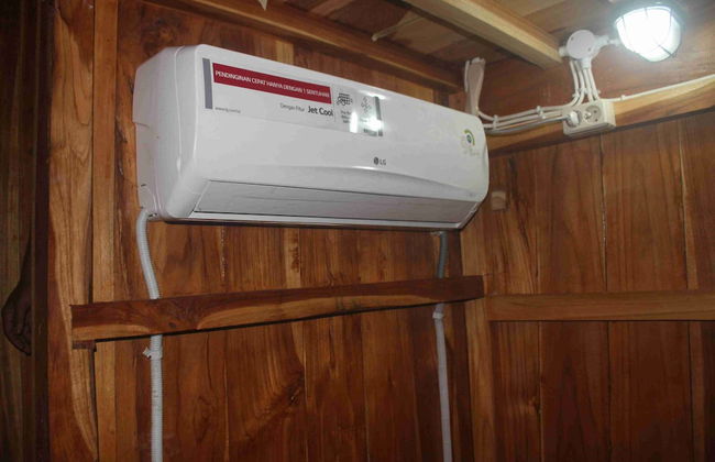 Boat Charter KM.Caroline - Foto 9